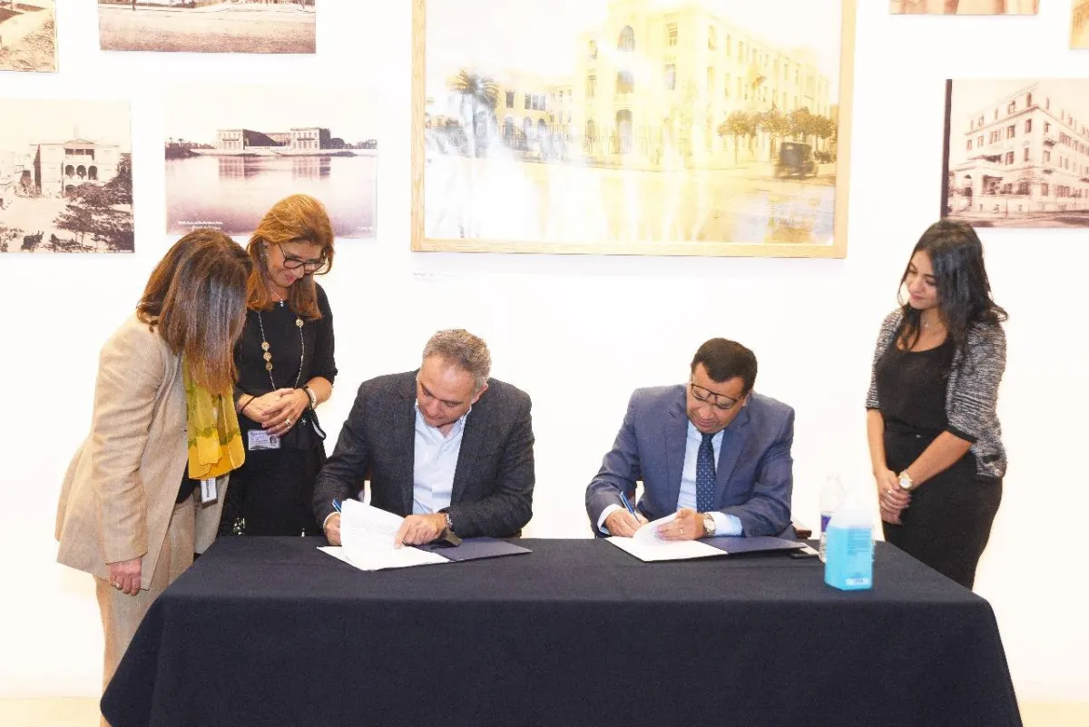 جانب من توقع الاتفاق - الصورة من المسؤول الإعلامي للمهرجان