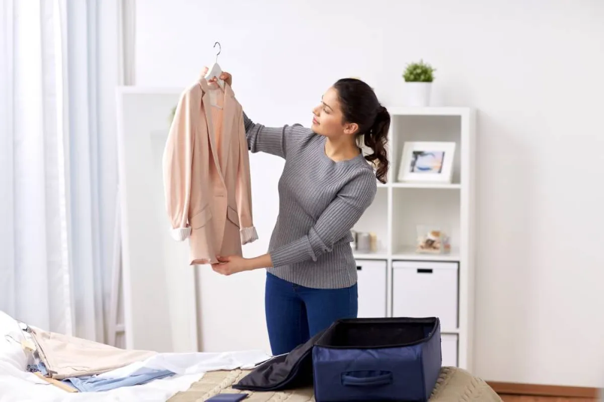 يجب محاولة تنسيق الملابس المريحة واختيارها قبل السفر