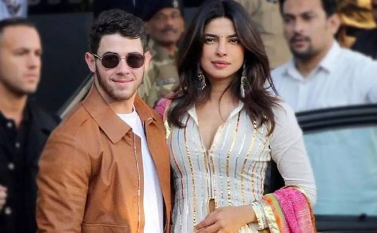 بريانكا شوبرا وزوجها نيك جوناس - الصورة من موقع Koimoi