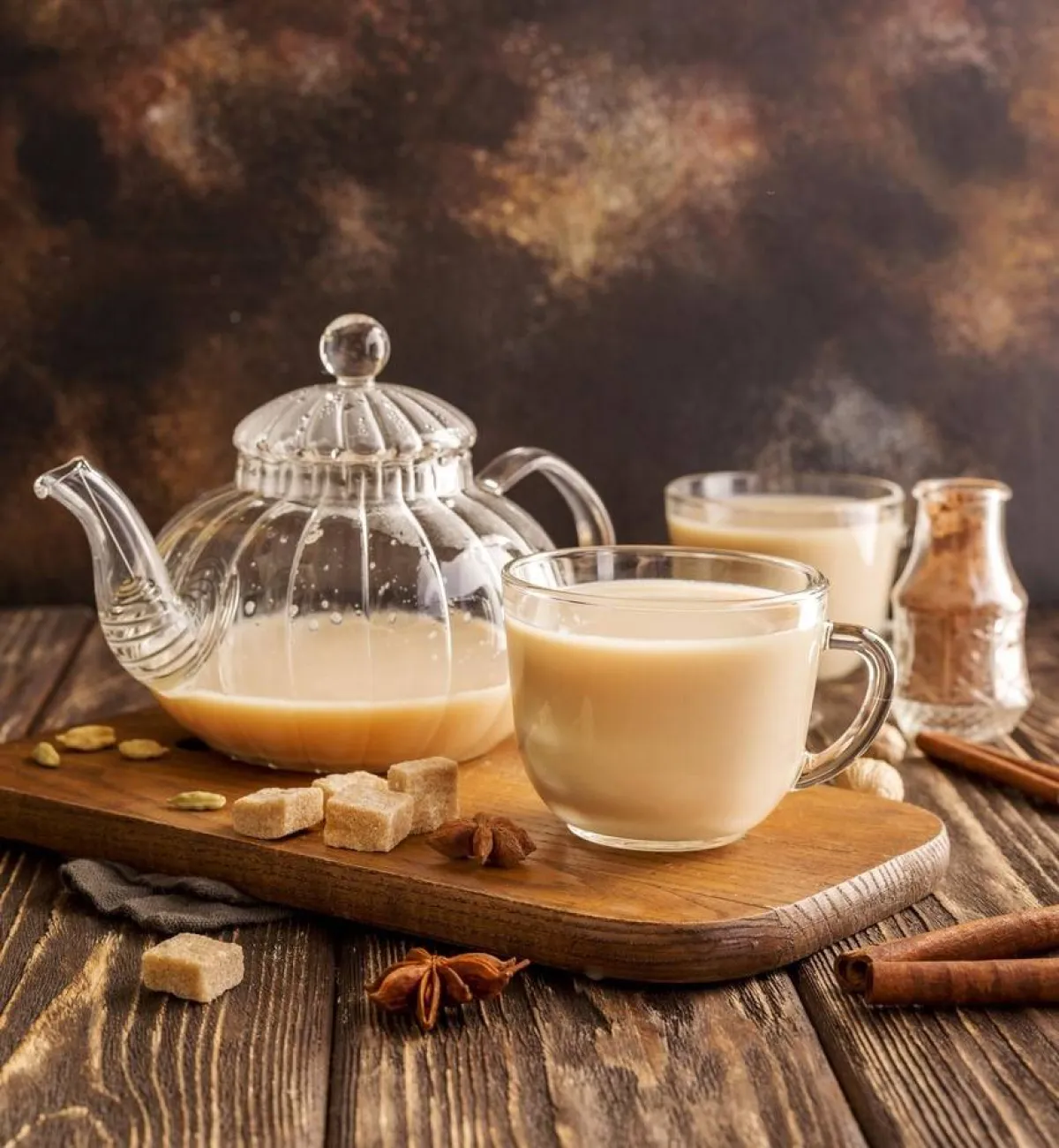 صورة لإبريق الشاي بالحليب