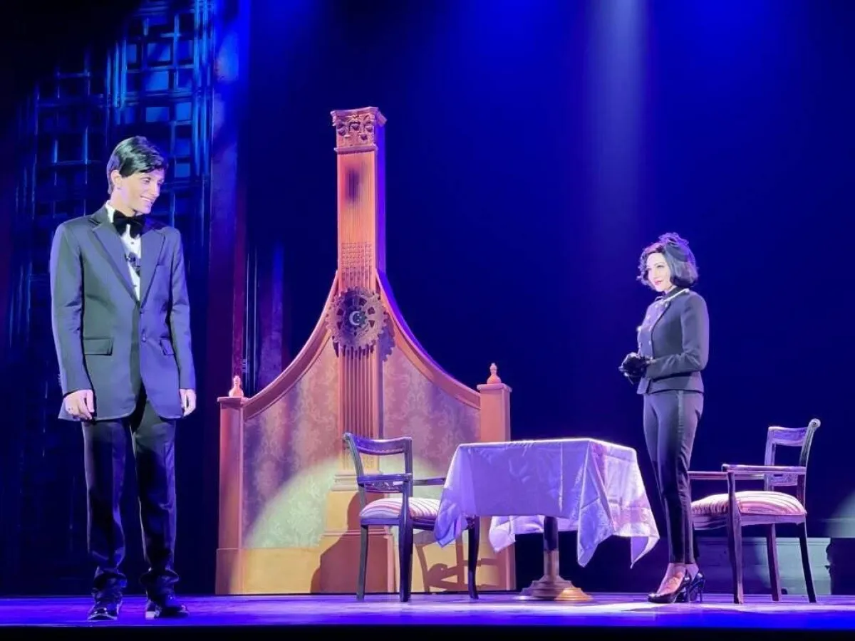 من مسرحية حبيبتي من تكون خلال موسم الرياض