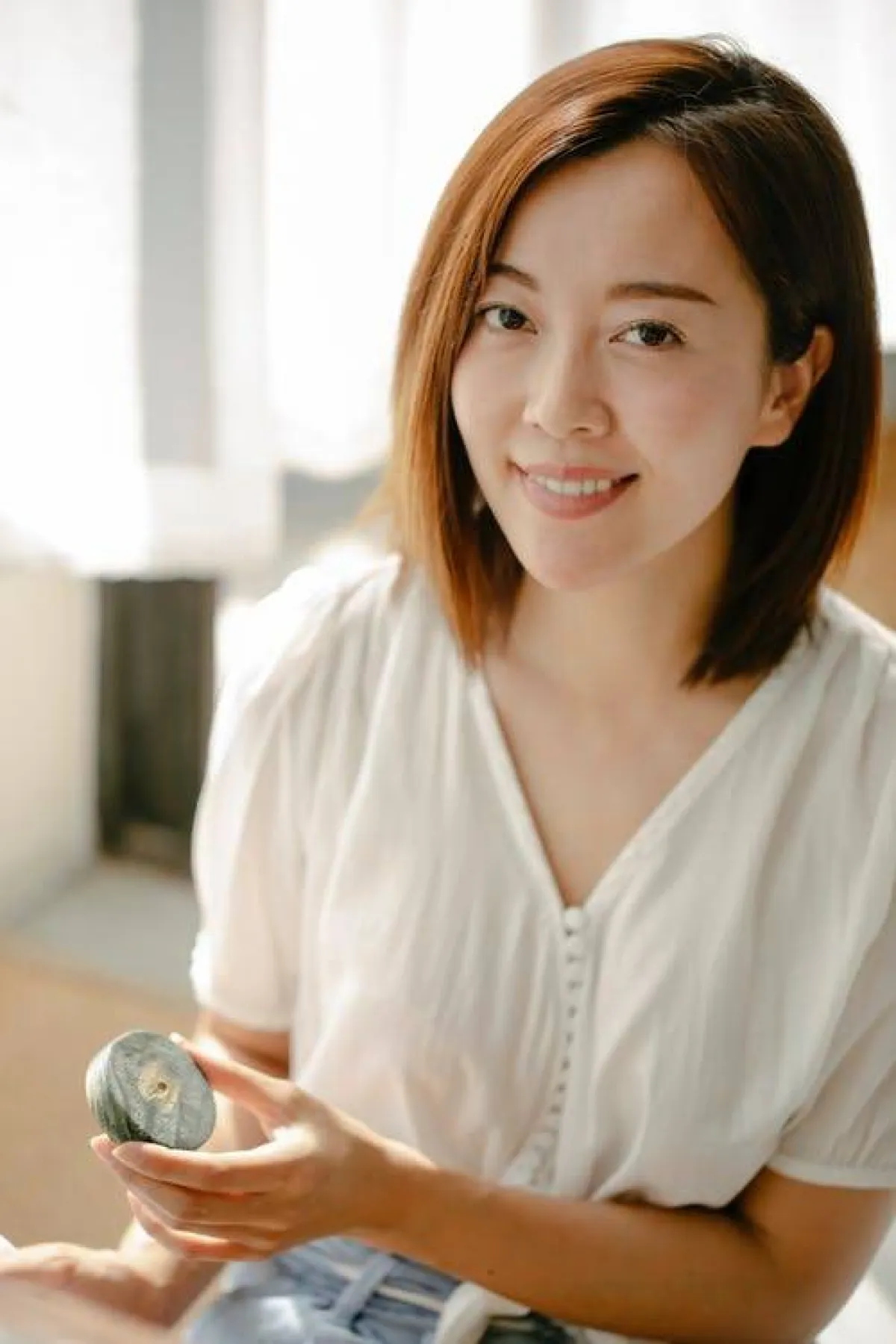 الابتسامة  أسرع وسيلة لكسب قلوب الناس