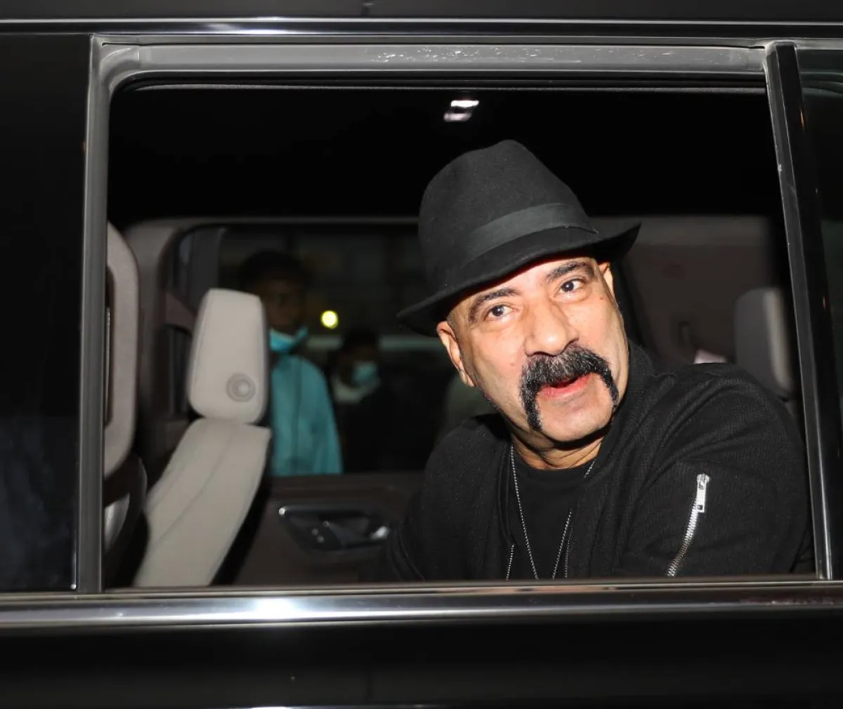 1محمد سعد بعد مغادرته المؤتمر