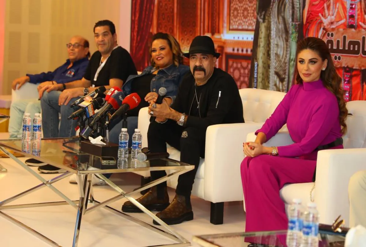 5مي سليم ومحمد سعد اثناء المؤتمر