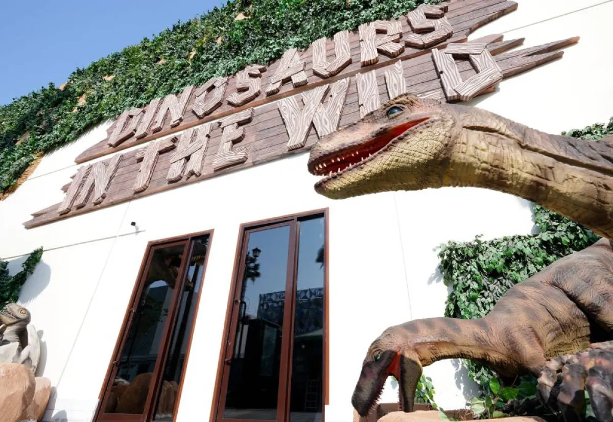 موسم الرياض يفتح أبوابه أمام الزوار لرؤية عالم الديناصورات