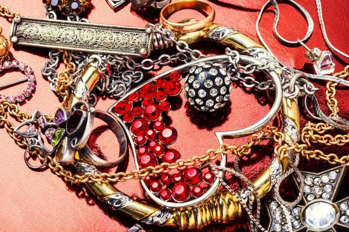 المرأة العقرب