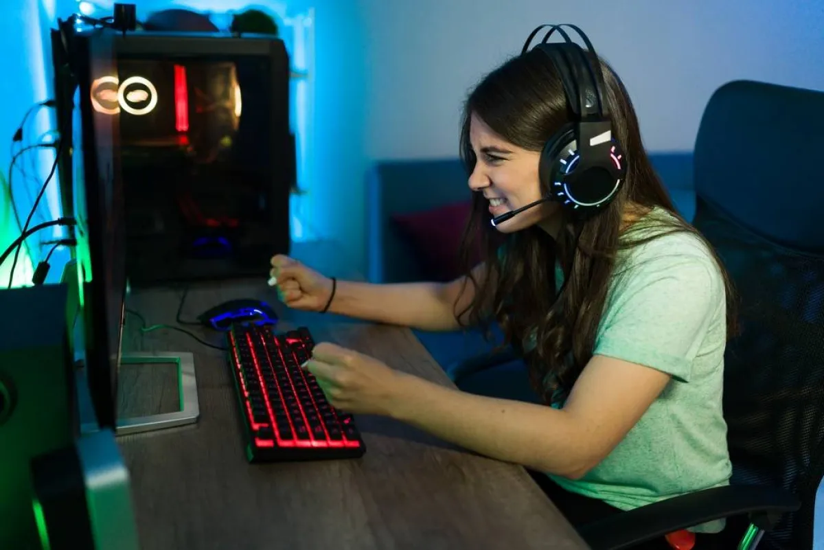 مكوّنات جهاز الكُمبيوتر الخاصّ بالألعاب 