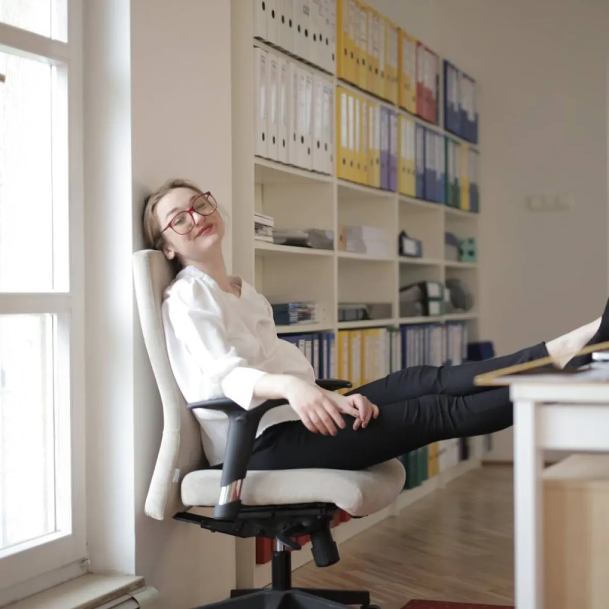 صورة لامرأة عامل حامل