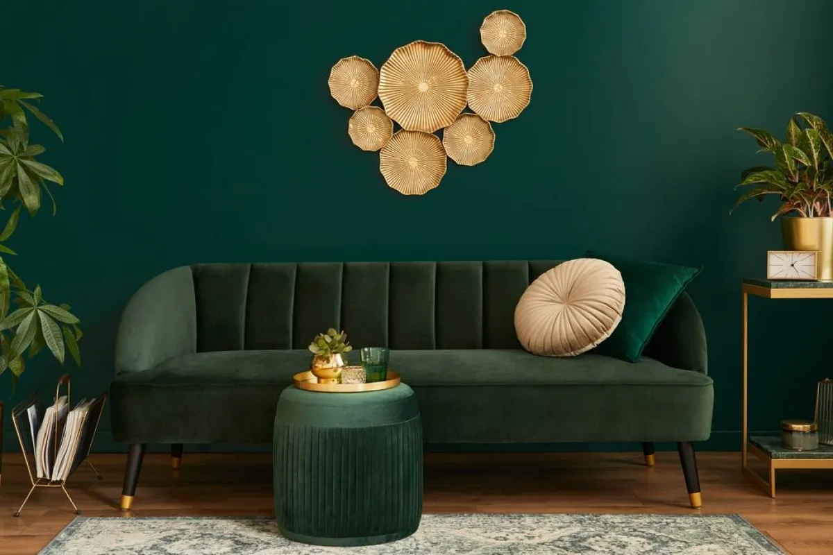 الألوان الدارجة في موضة 2022 تشتمل على الأخضر