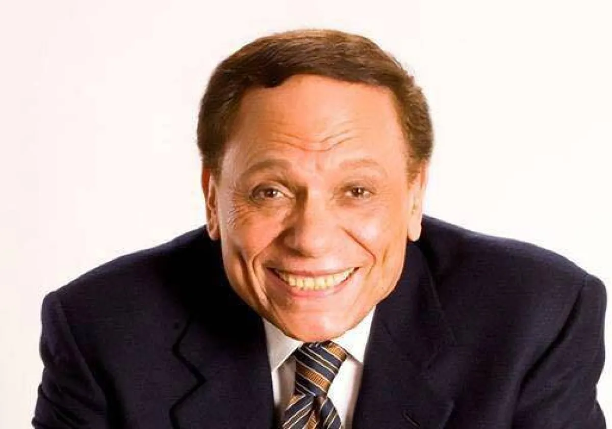 الفنان عادل إمام - الصورة من حسابه الرسمي على فيسبوك