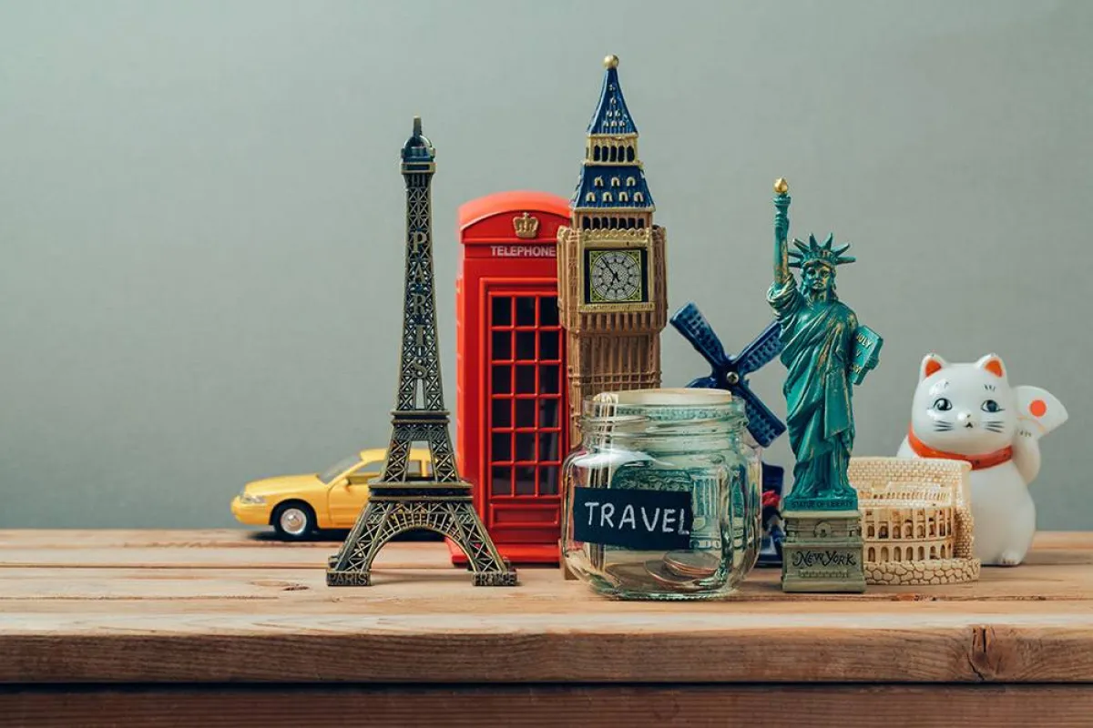 أجمل الهدايا التذكارية لعشاق السفر