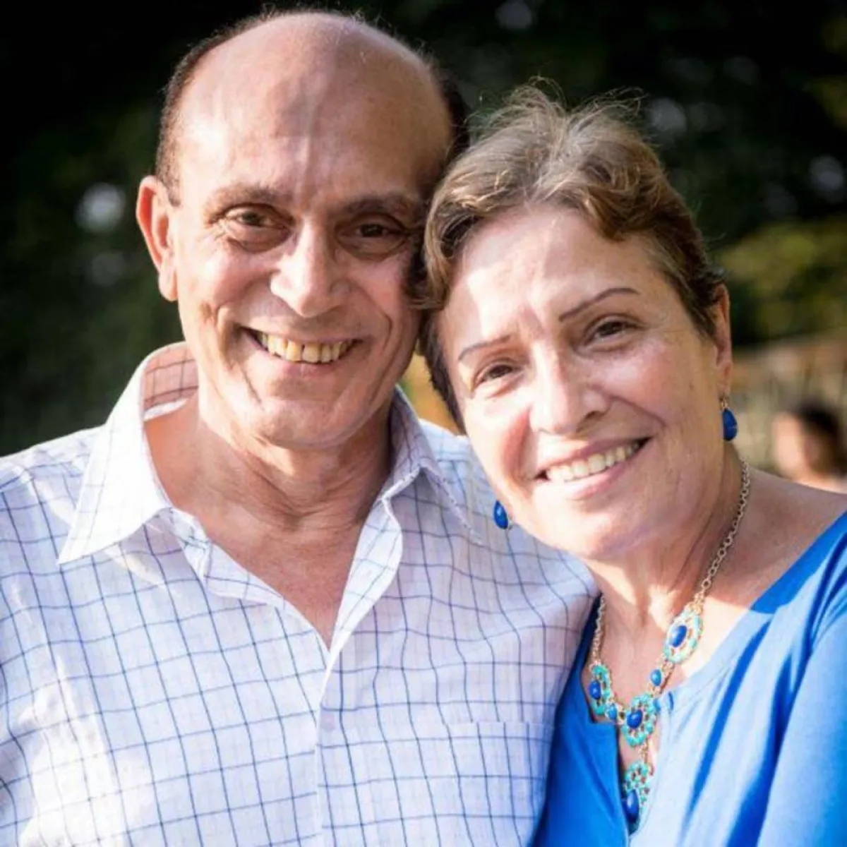 محمد صبحي وزوجته الراحلة نيفين رامز - الصورة من صفحته الرسمية على الفيس بوك