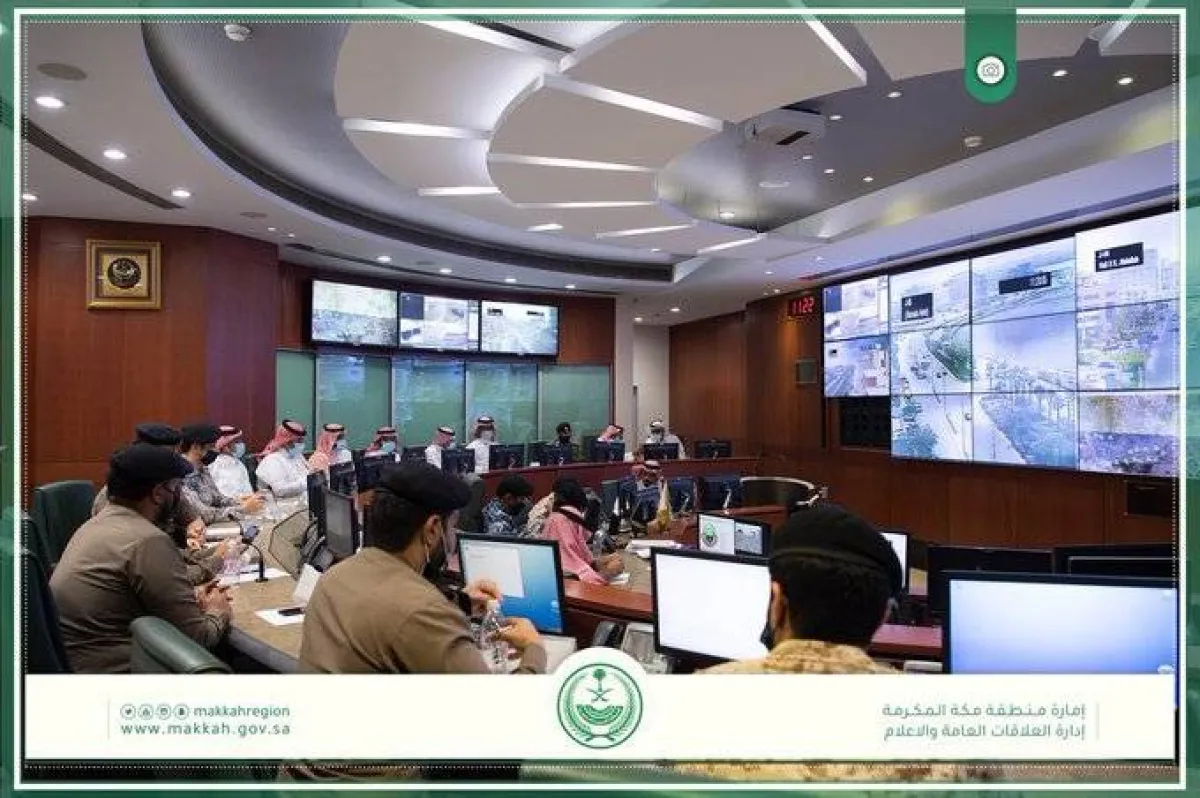 مركز الأزمات والكوارث يحذر الجميع من حالة ممطرة في جدة- الصورة من حساب إمارة مكة بتويتر