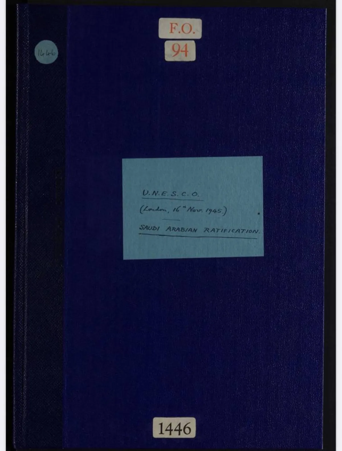 وثيقة الشراكة بين المملكة واليونسكو - الصورة من حساب وزير الثقافة