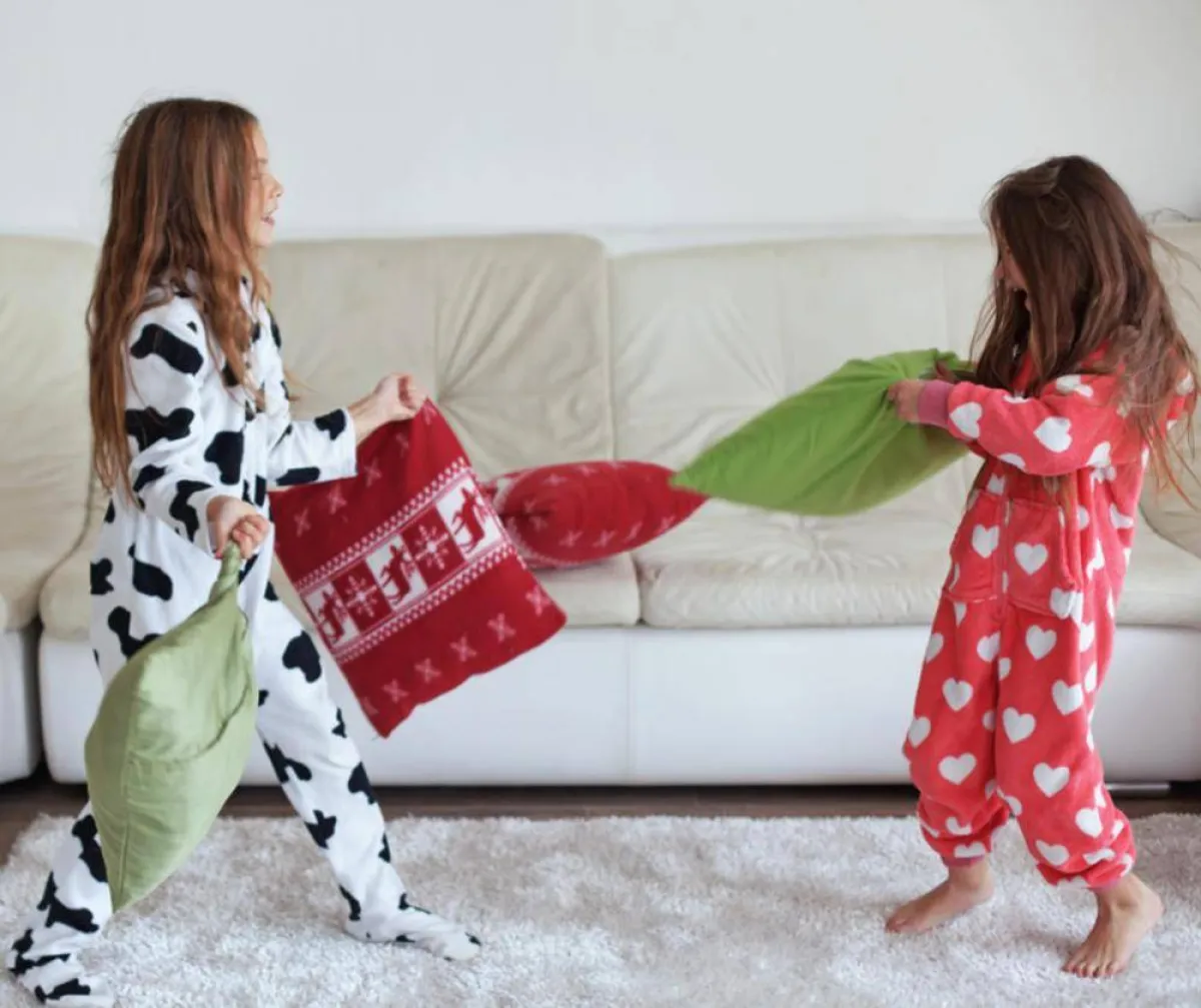 صورة للفوضى في البيت وأثرها عليه