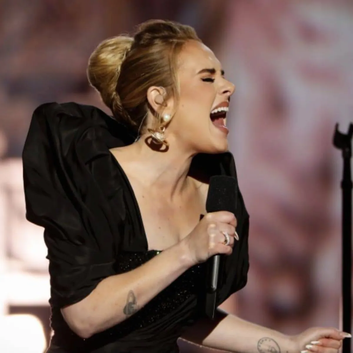 الصورة من صفحة أديل على انستغرام