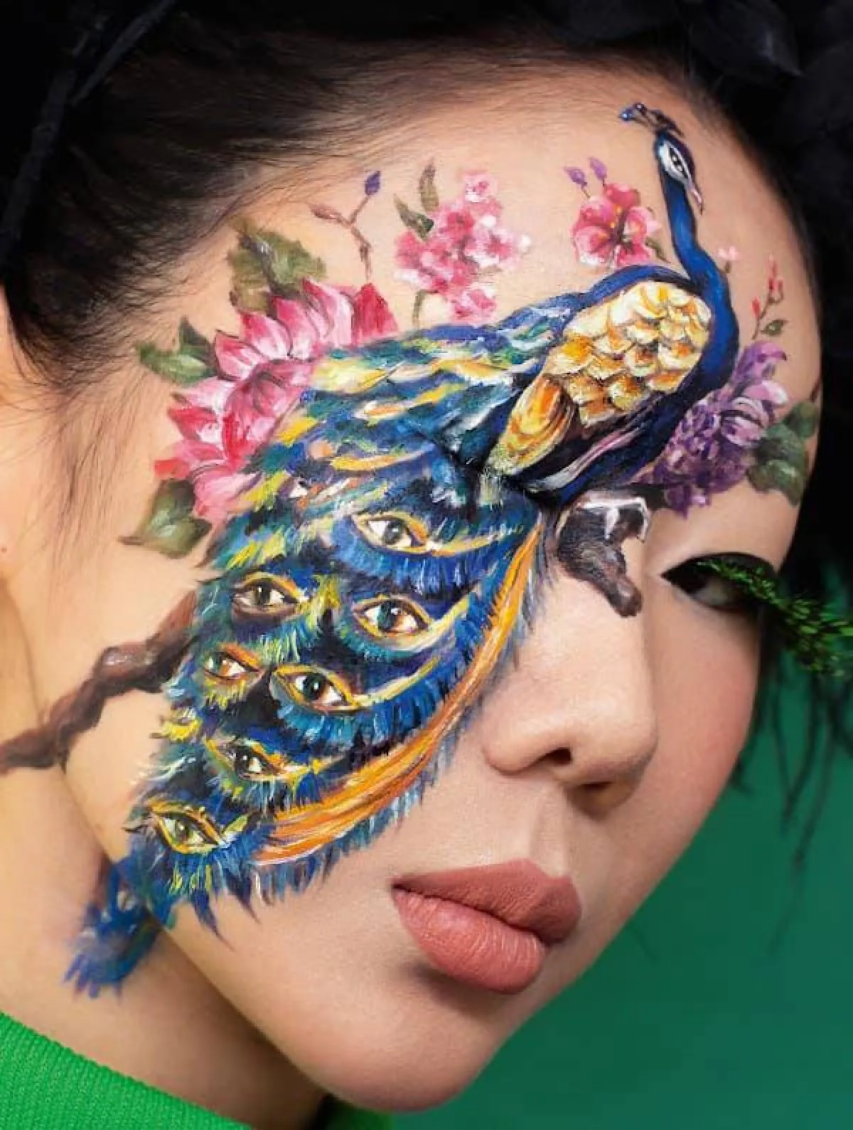 الطاووس  - بالإيهام البصري