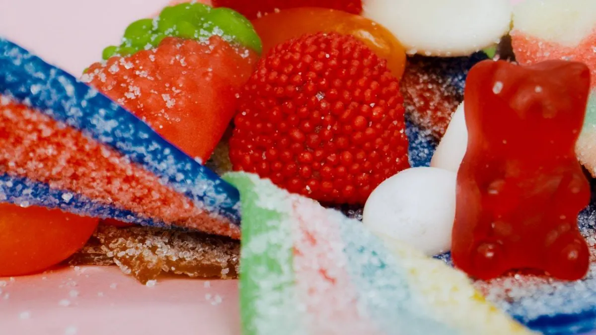 صورة لقطع من الحلويات