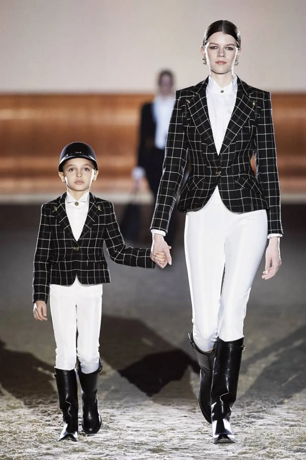 تنسيق البليزر الكاروهات