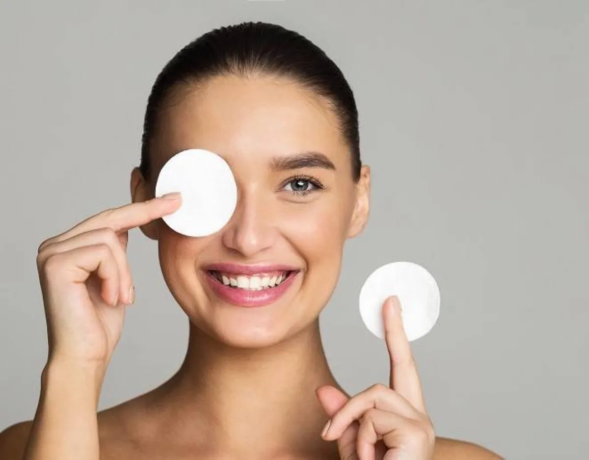 يمكنك تطبيق الشاي على عينيك