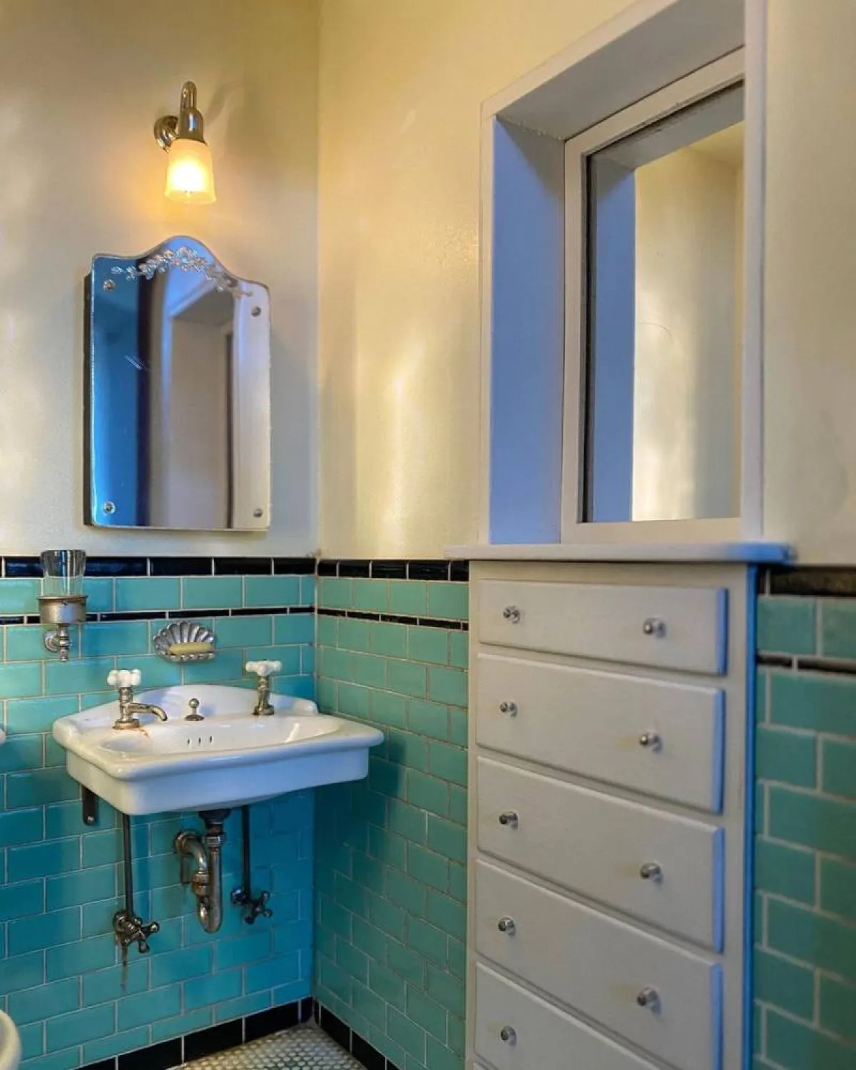 منزل - مصغرات كريس توليدو