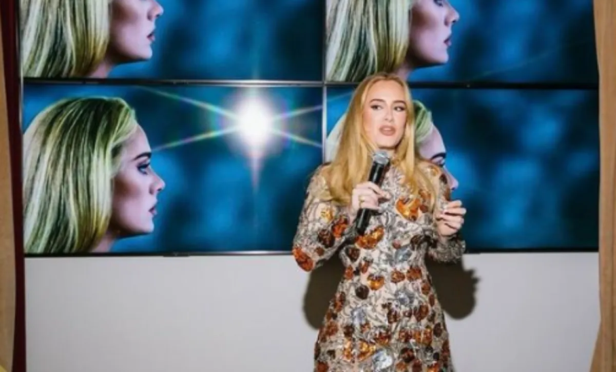 أديل - الصورة من حساب النجمة على انستغرام