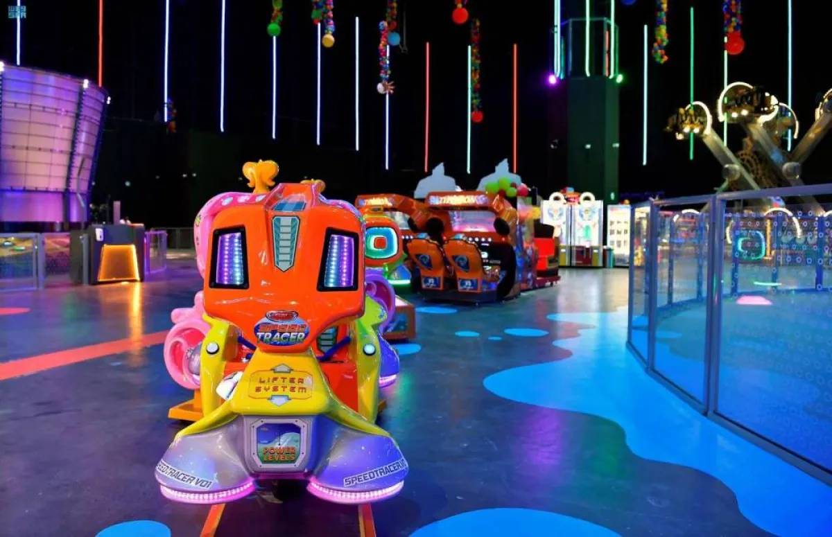 يستضيف  المركز ألعاباً إلكترونية حصرية بأكثر من 500 لعبة متنوعة في المجالات الرقمية