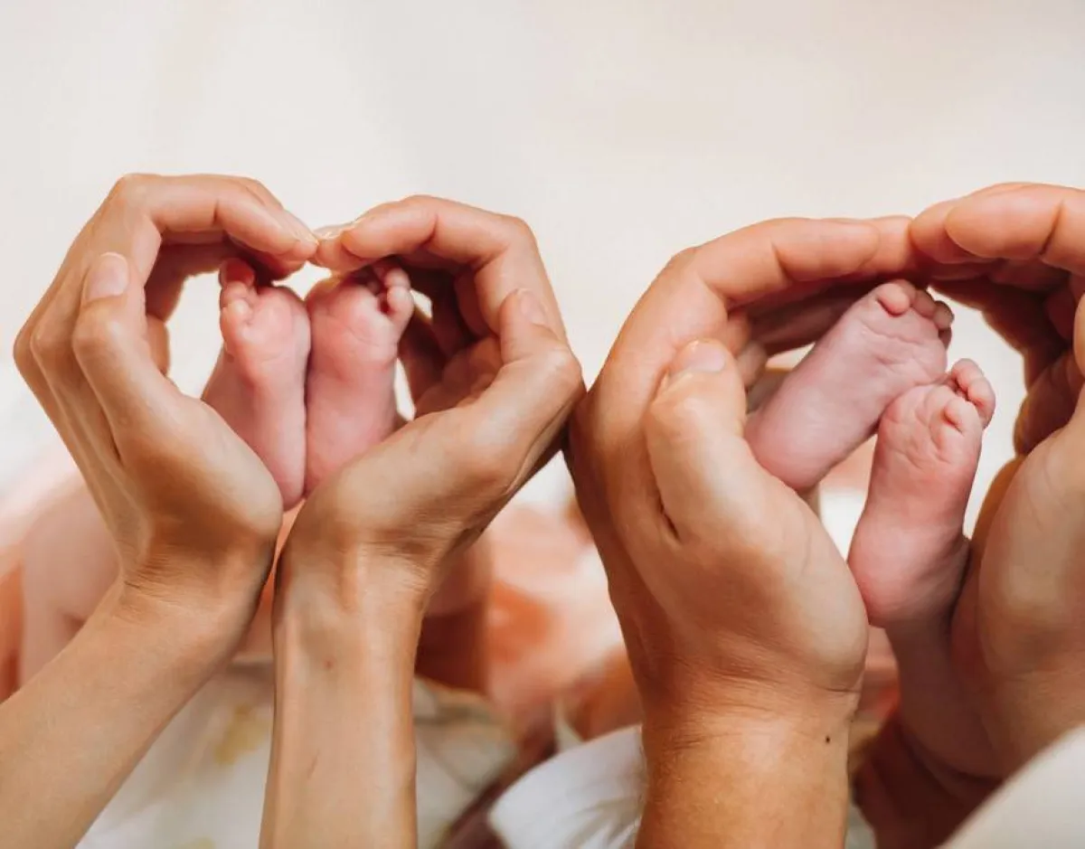 صورة تعبيرية عن حماية الطفل