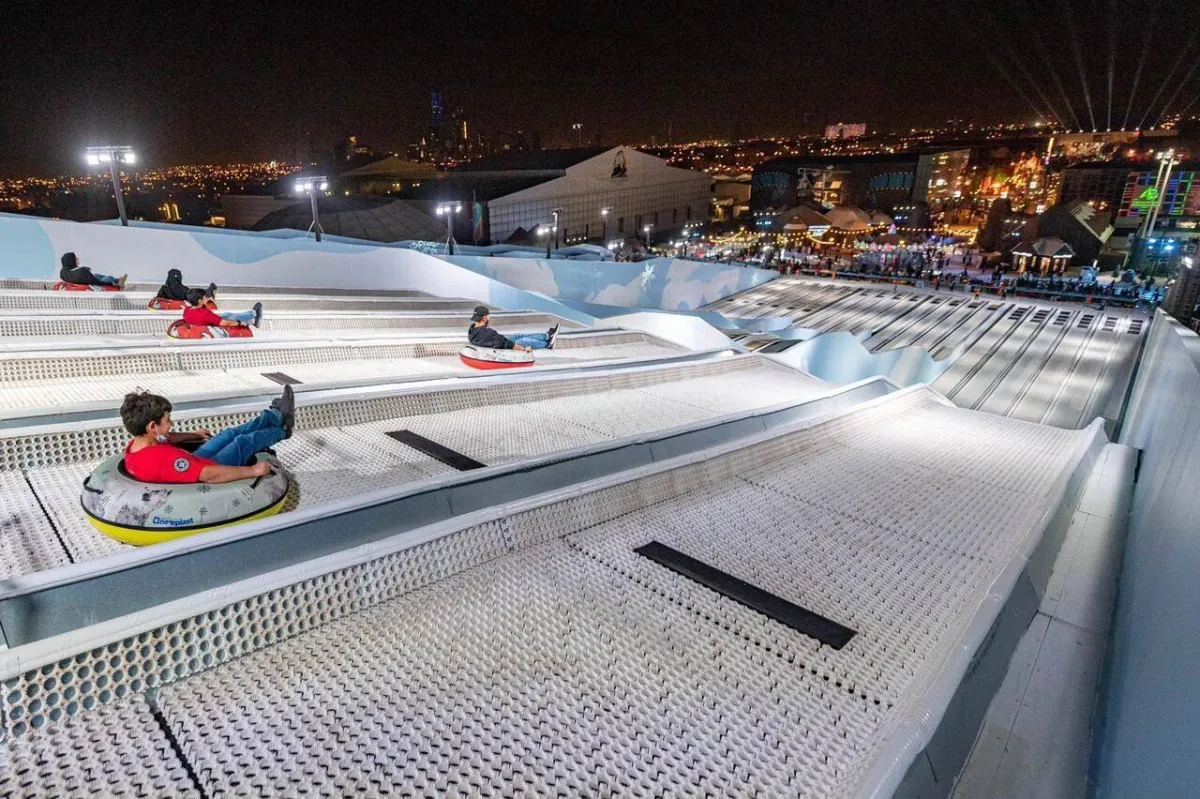 وتعدُّ لعبة الزحليقة العملاقة إحدى أبرز فعاليات بوليفارد رياض سيتي، وتقع في "أفالانش"