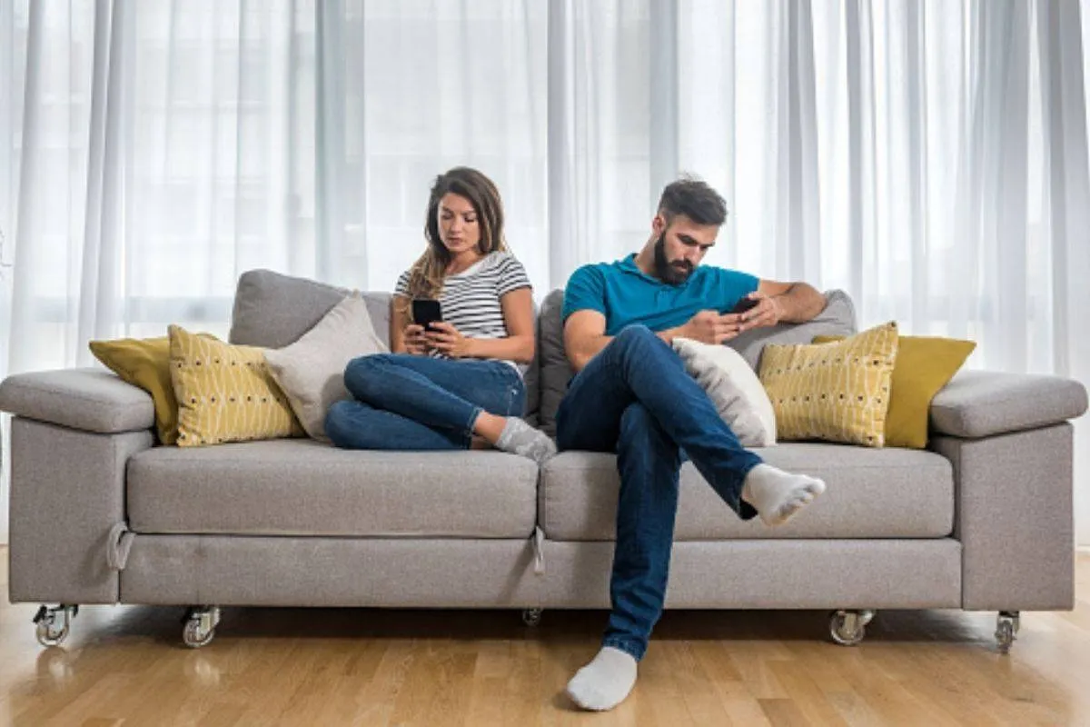 الإنشغال بالهاتف