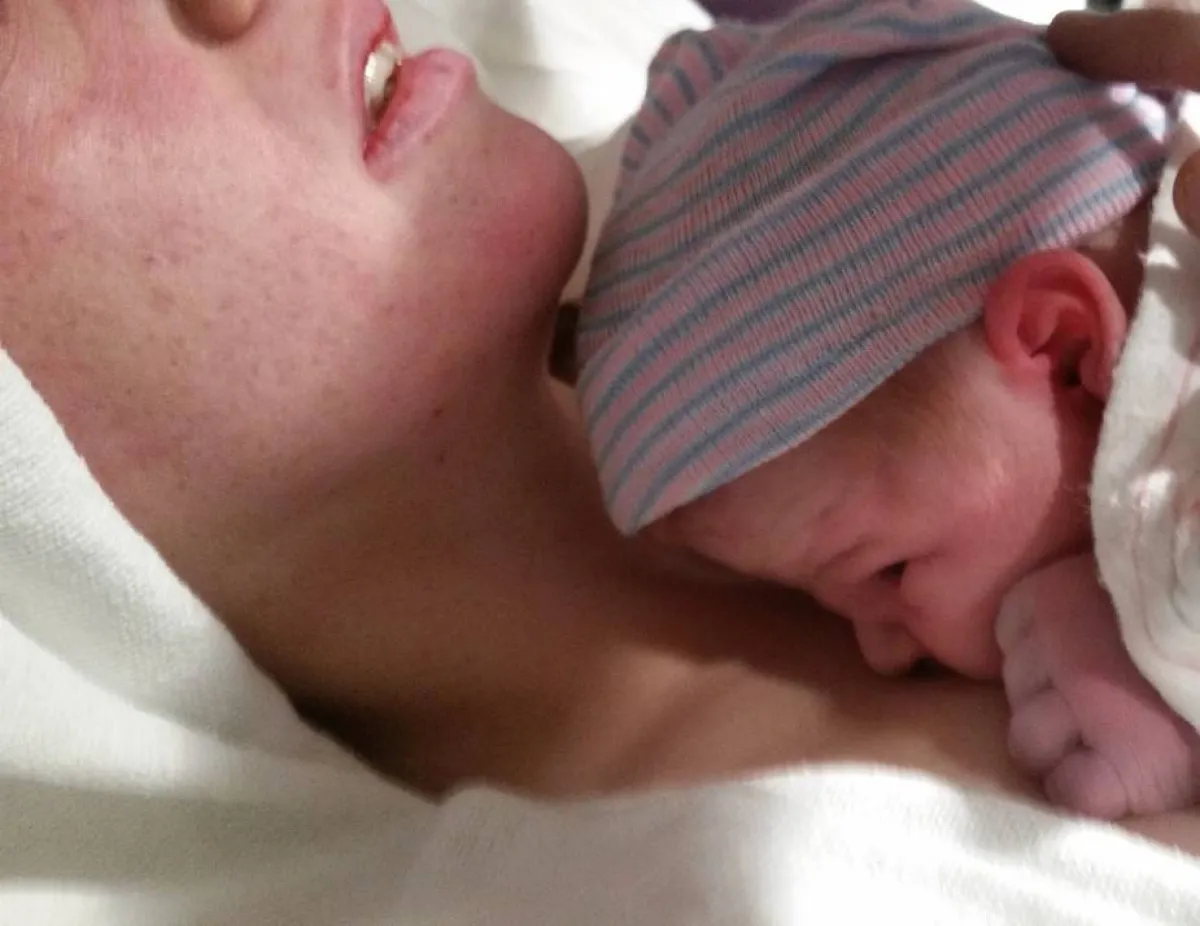 صورة لامرأة بعد الولادة