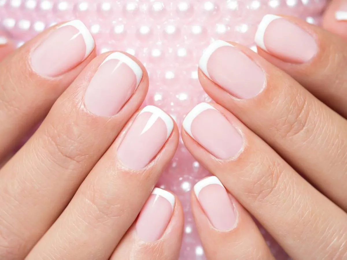 نصائح لتقوية الأظافر الهشة