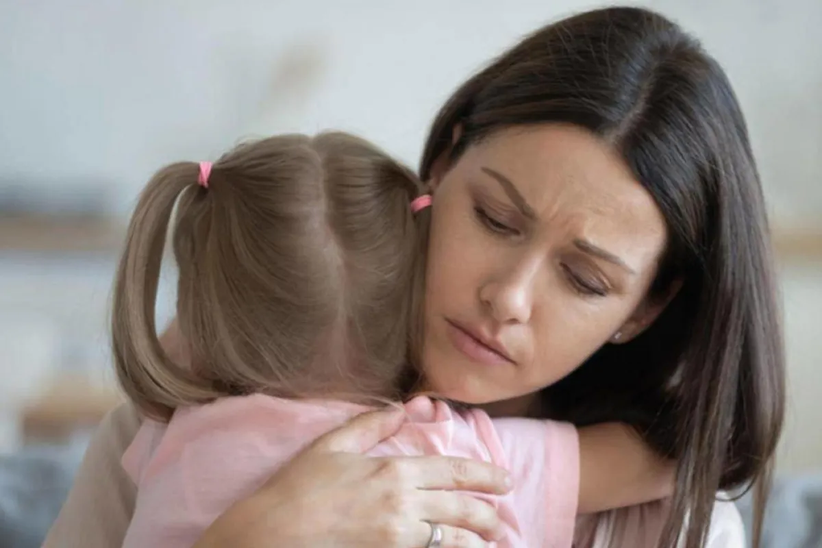 قد يحب الطفل شخصاً ويتعلق فيه