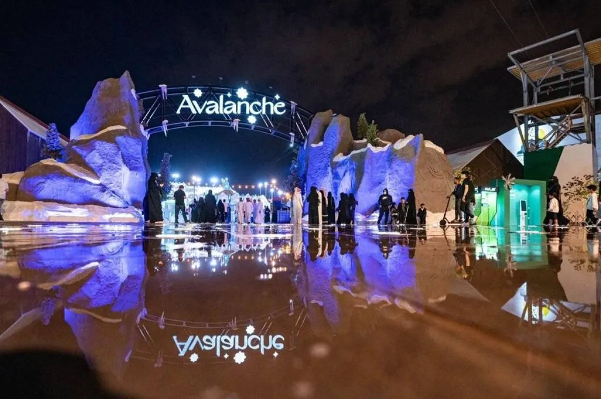 قبة الثلج ضمن أفالانش بدرجة حرارة 5 تحت الصفر