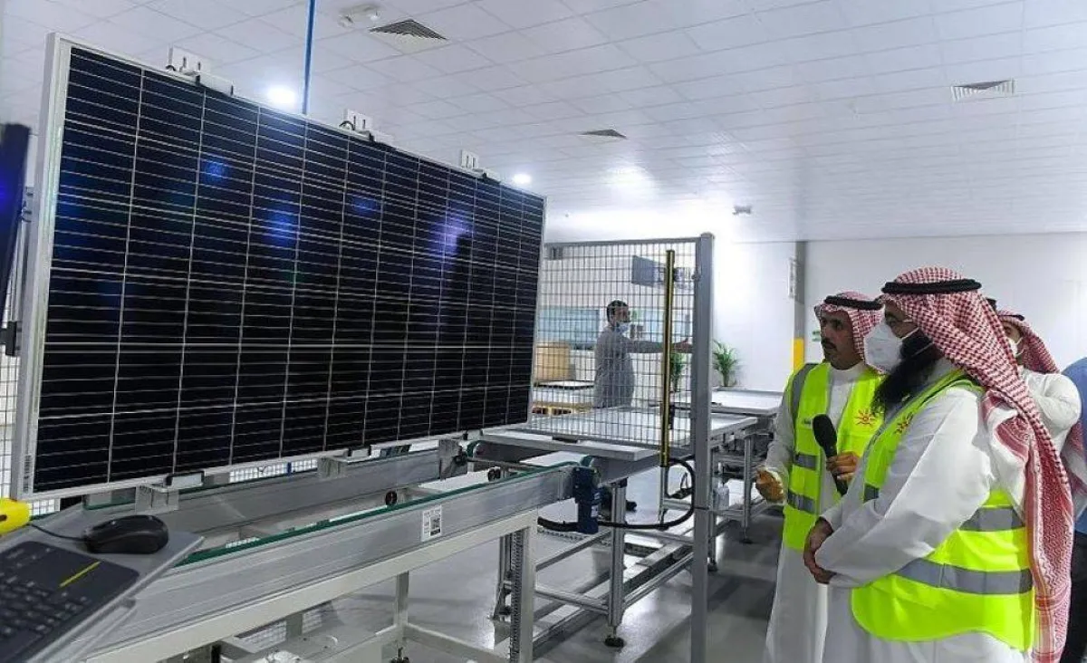 السعودية: تدشين أكبر مصنع لإنتاج الألواح الشمسية في منطقة الشرق الأوسط وشمال أفريقيا