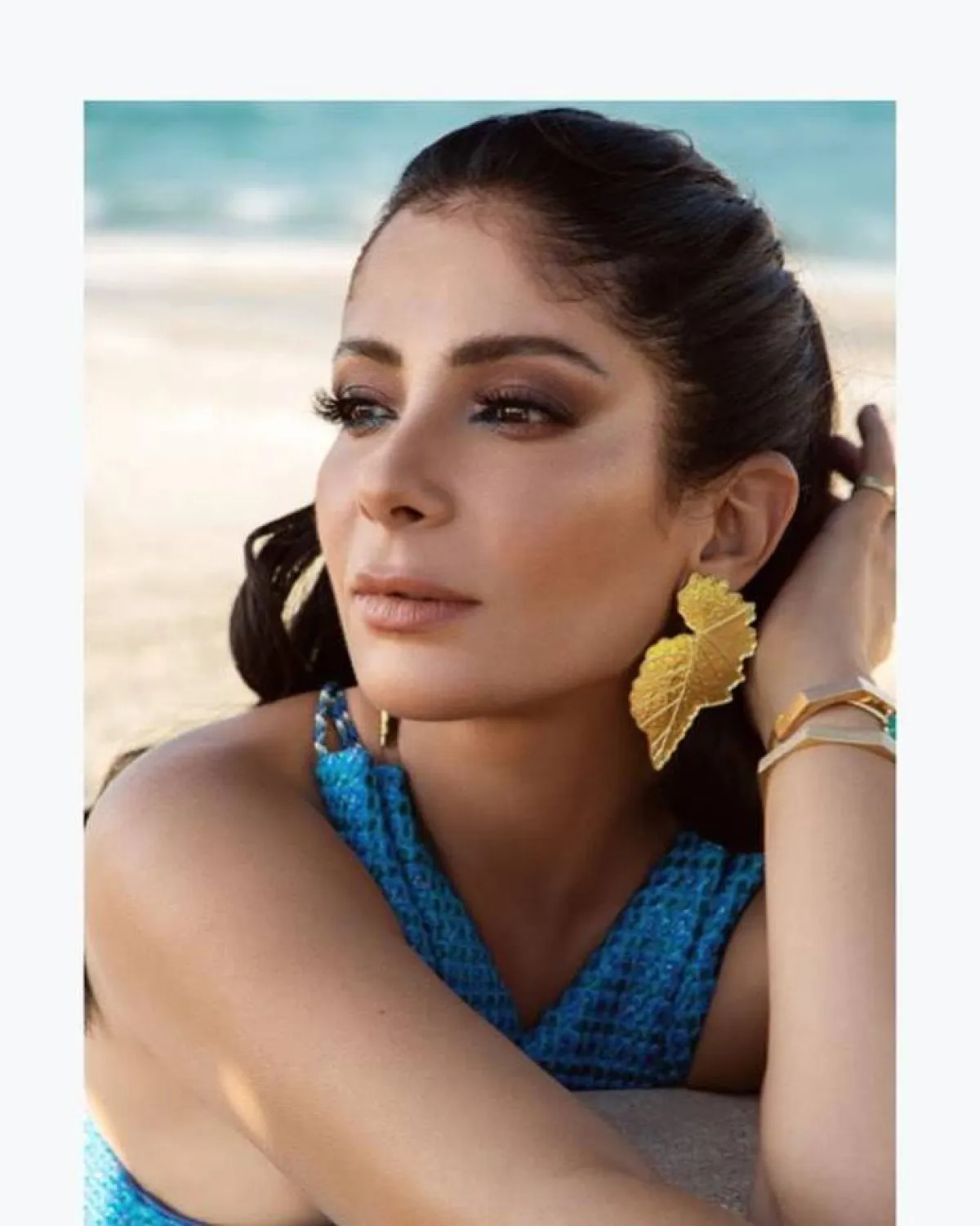 الصورة من حساب منى زكي على انستغرام