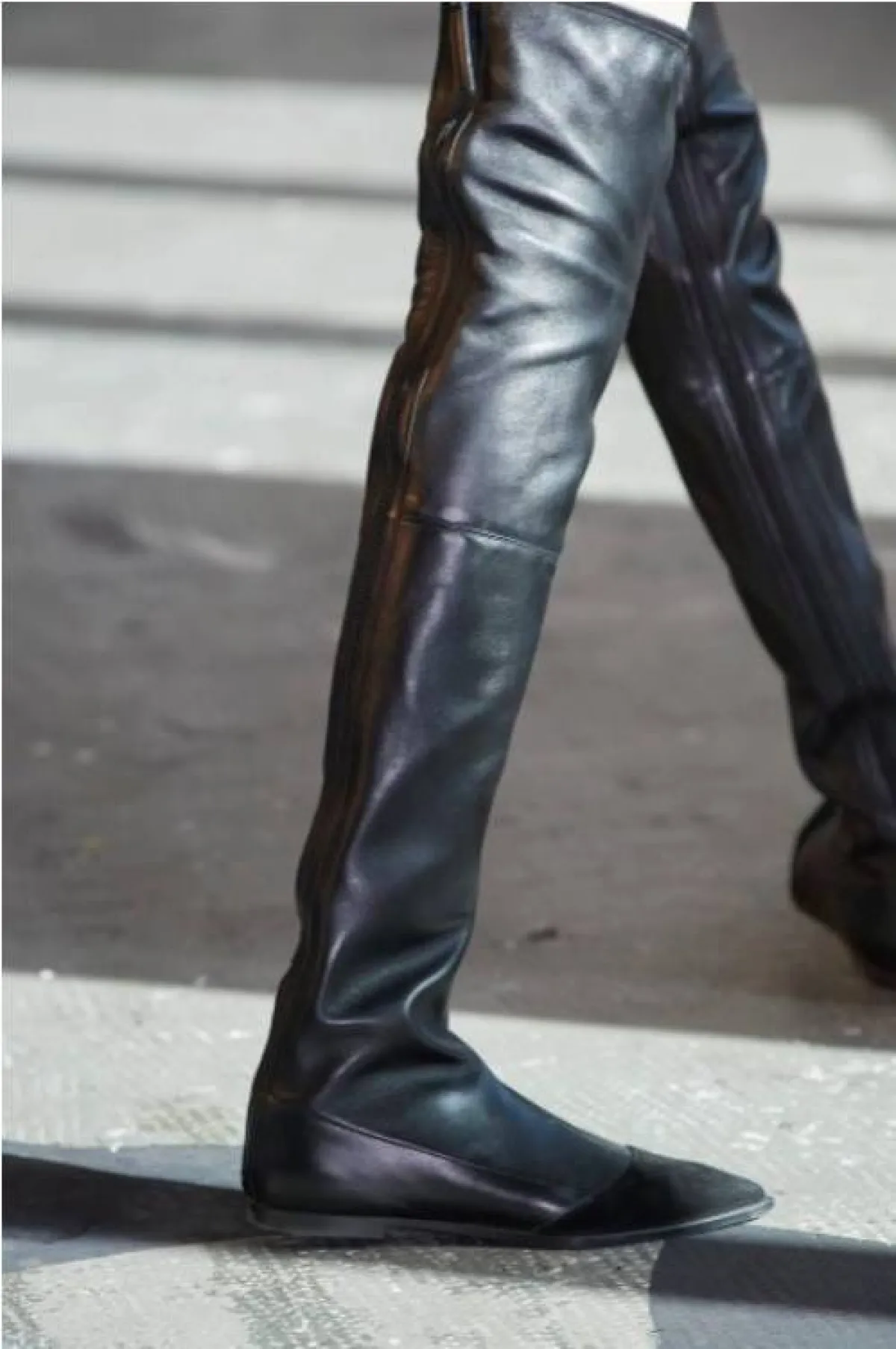 حذاء فلات باللون الأسود من إيترو Etro