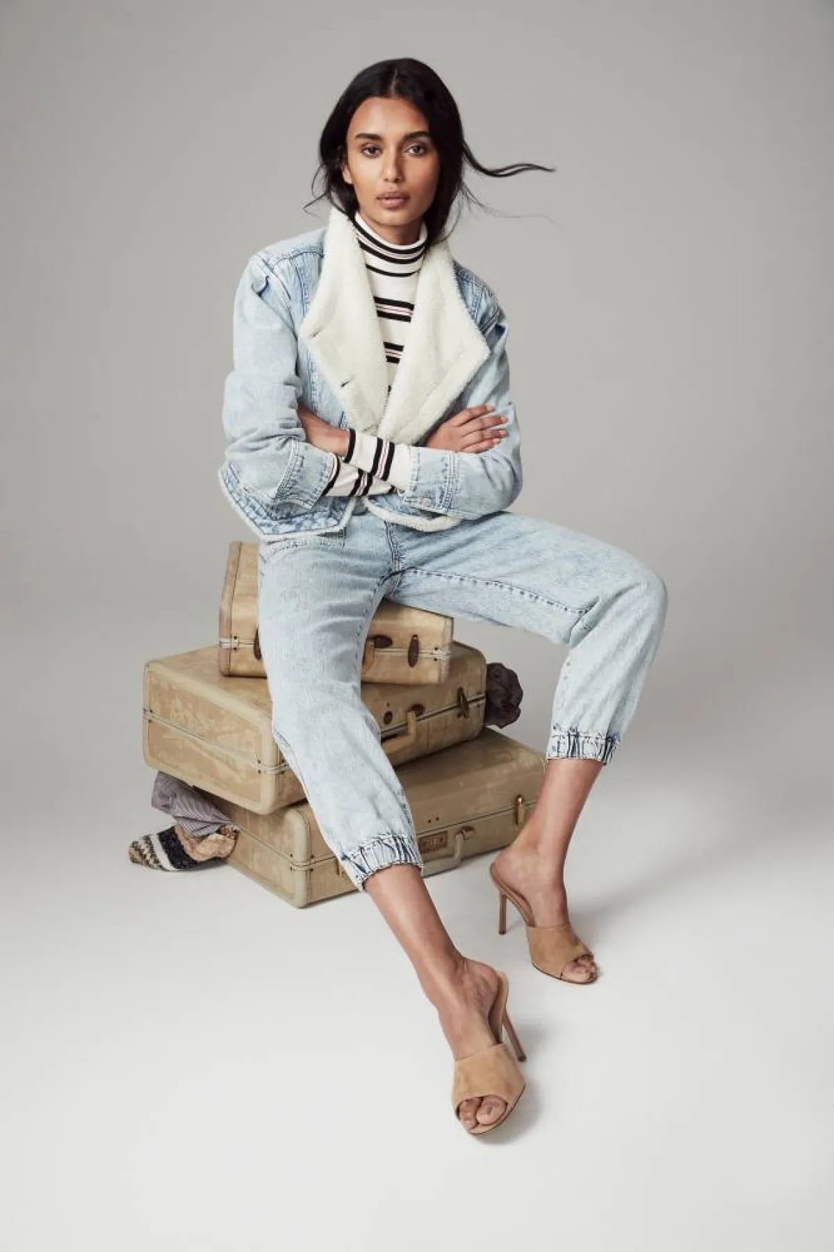 الجينز في مجموعات ريزورت 2022