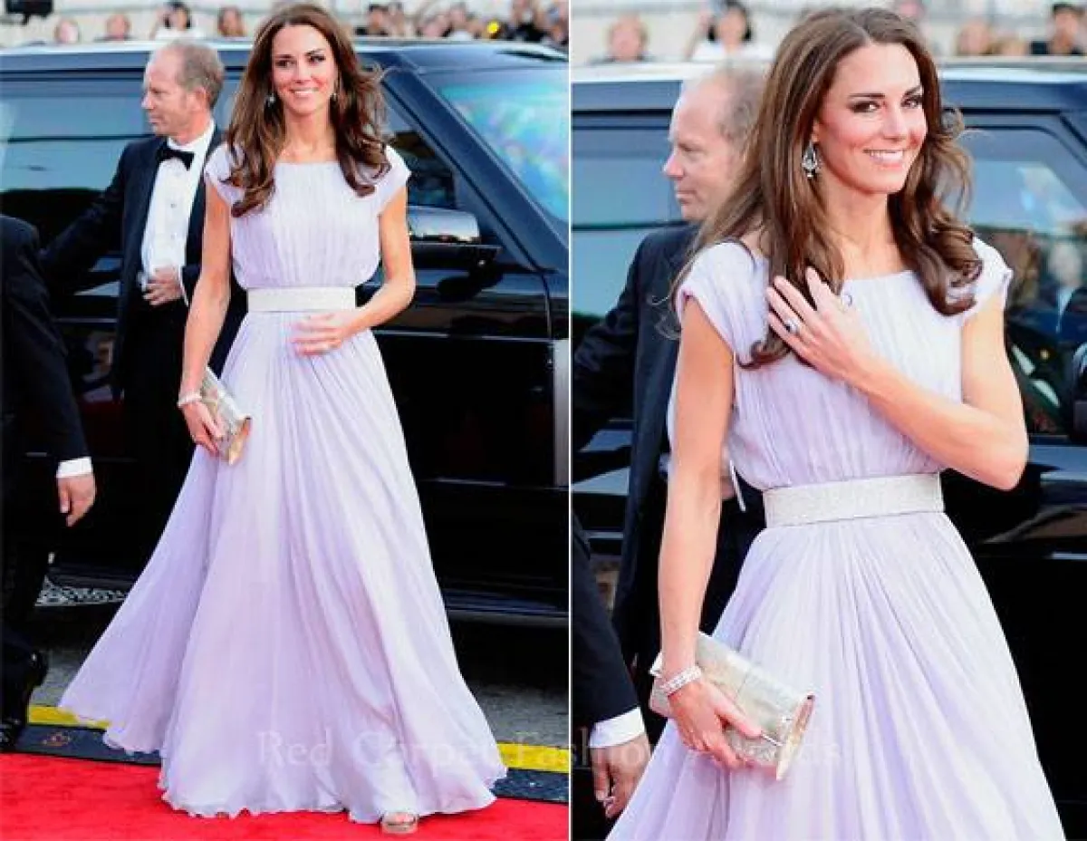 كيت ميدلتون ترتدي من الكسندر مكوين