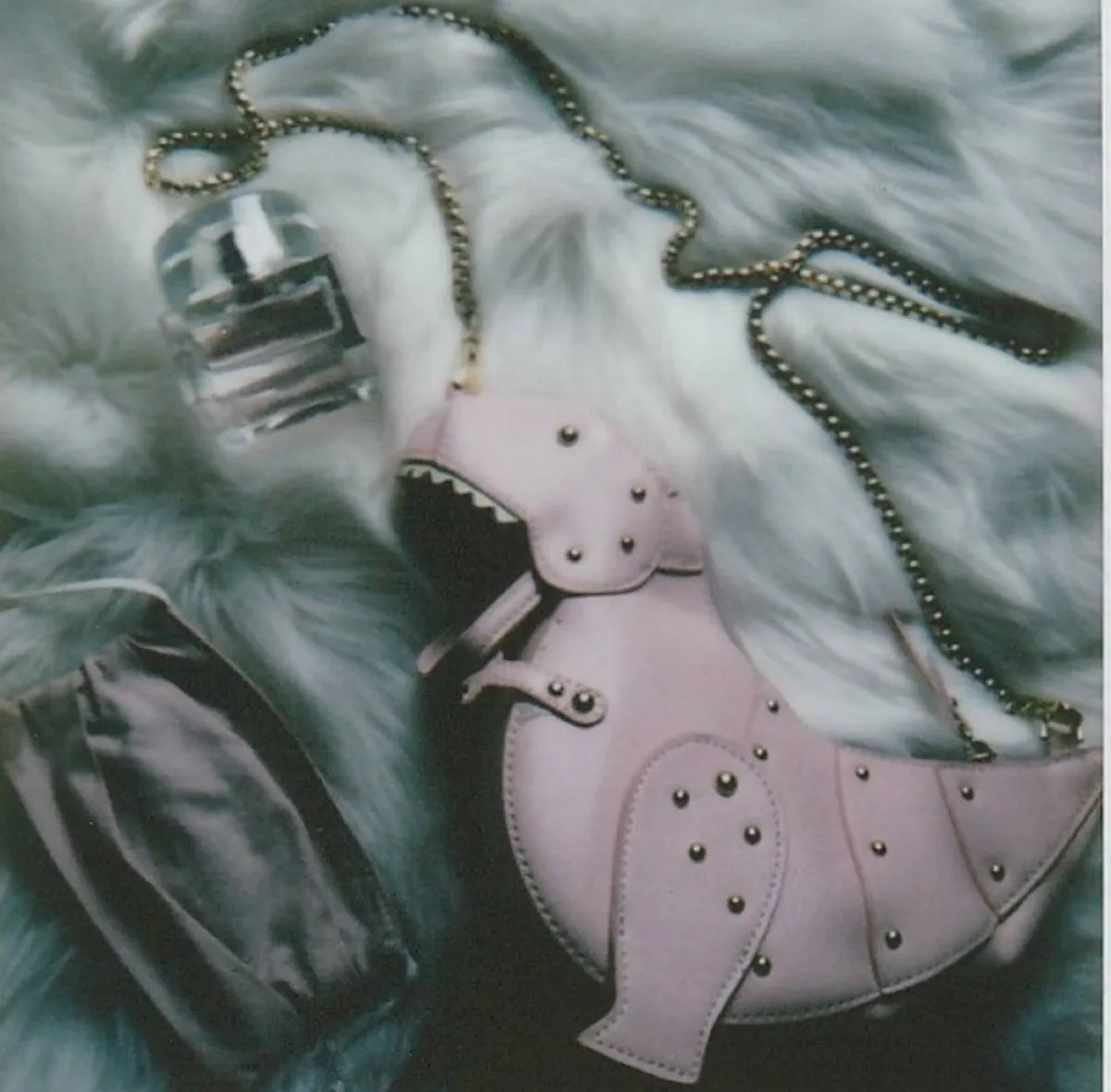 صورة لحقيبة عطور