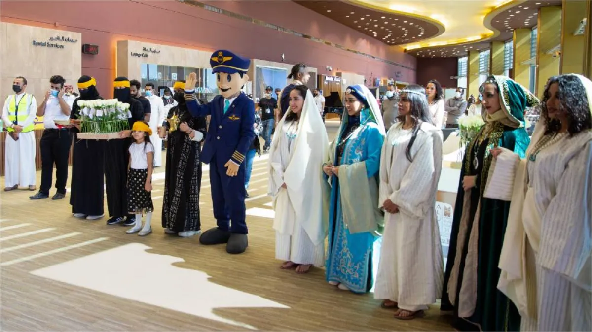 استقبال رحلة قادمة من دبي في مطار العلا الدولي - الصورة من حساب اكتشف العلا على تويتر