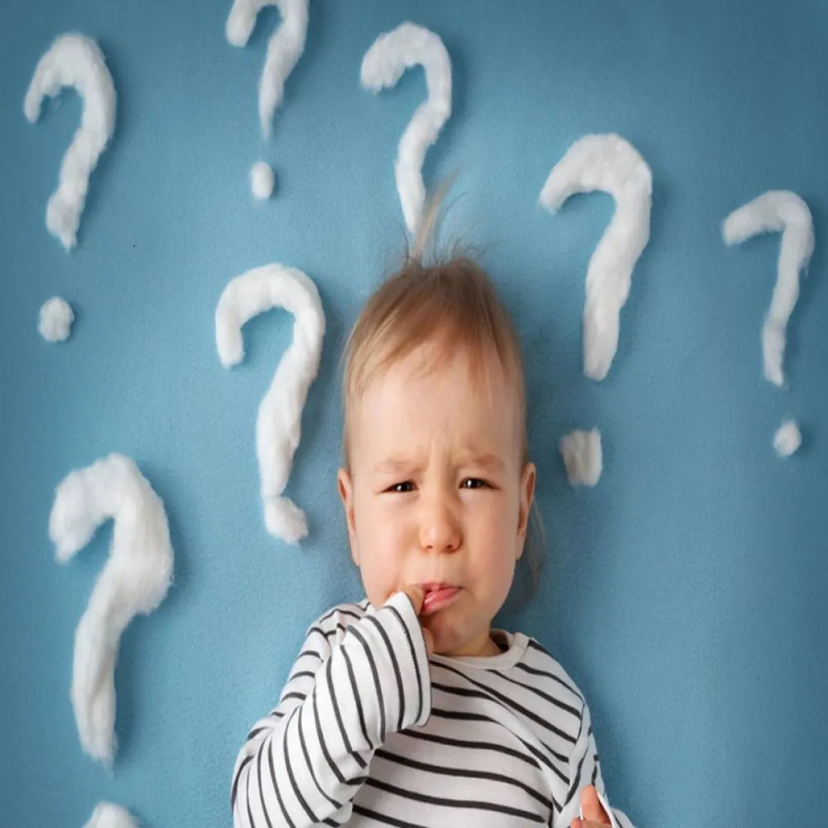 صورة لطفل كثير البكاء