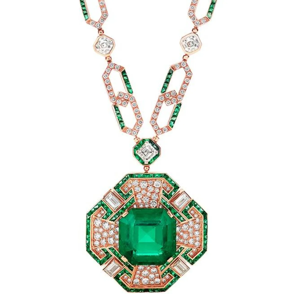 قلادة مرصعة بالزمرد من بلغاري