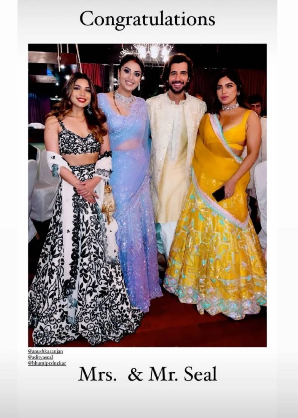 بهومي وأختها ساميكشا مع العروسين- الصورة من قصص إنستغرام الممثلة بهومي