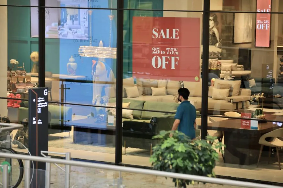 أكثر من 500 علامة تجارية و 2000 متجر في دبي سيشاركون في الفعالية. الصورة من وام