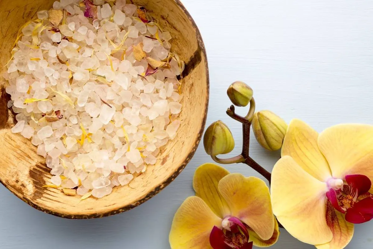 فوائد ملح البحر للبشرة