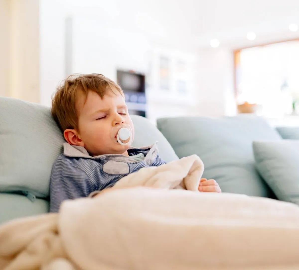 صورة طفل مريض