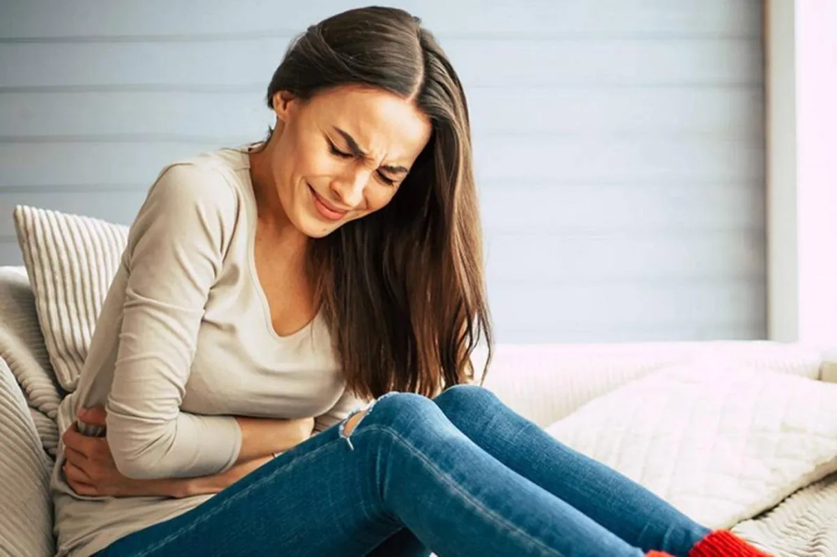 صورة للشعور بألم أسفل البطن