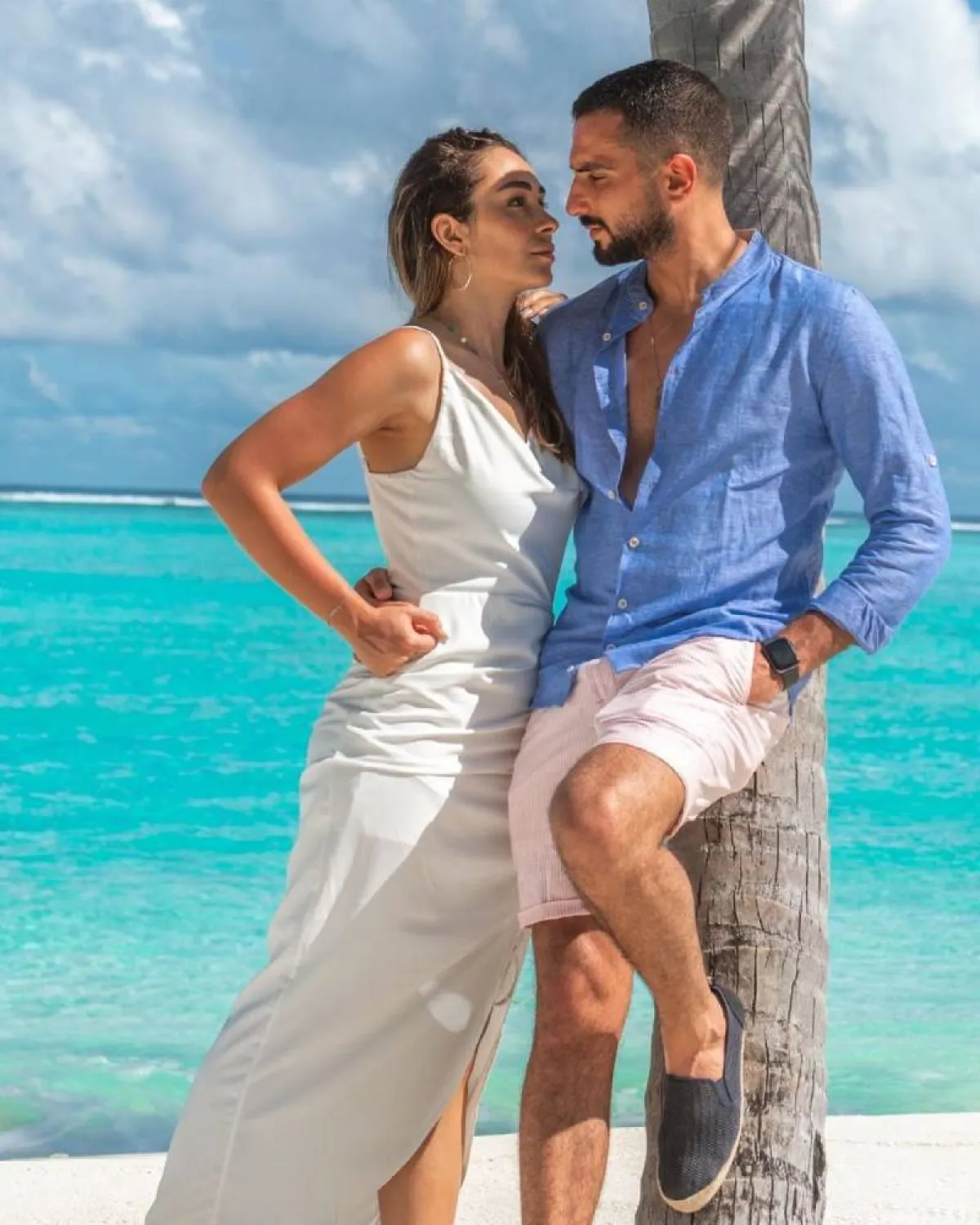 محمد الشرنوبي وزوجته