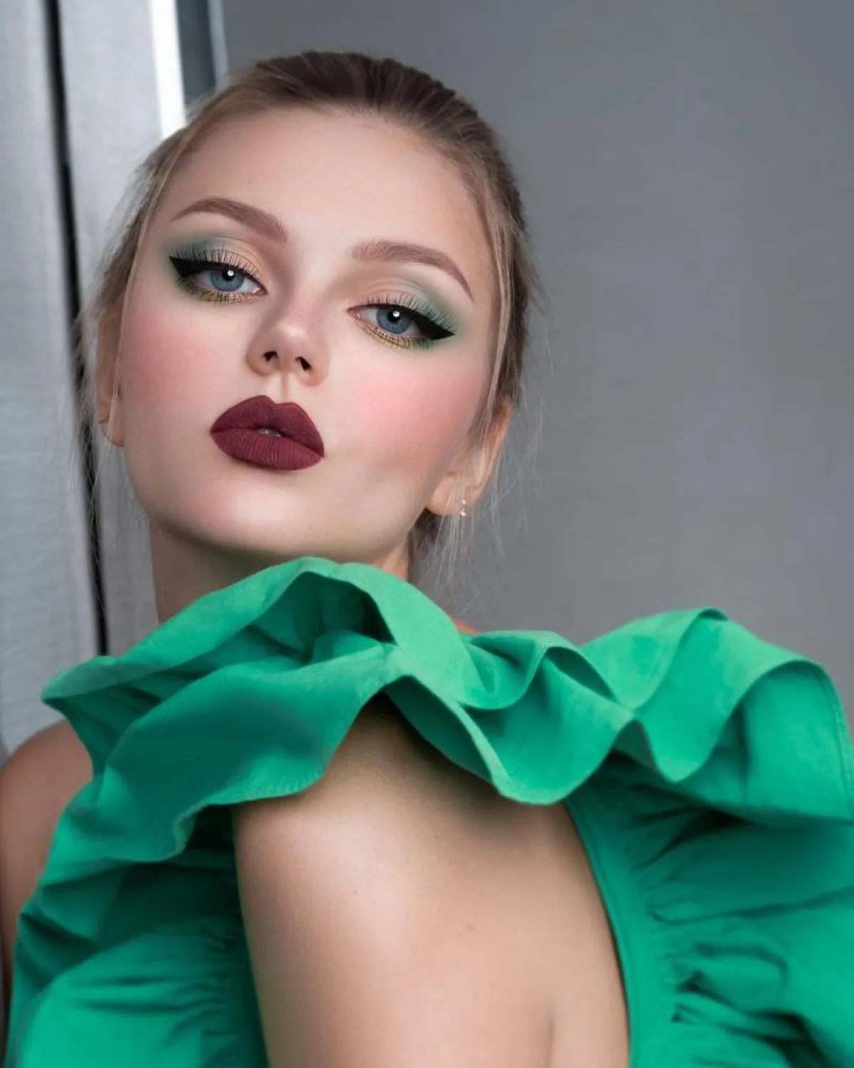 موضة مكياج عيون لفعاليات موسم الرايض 2021